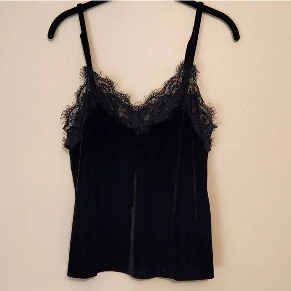 🌟 HOST PICK 🌟 Women's Lace Tank Top Sleepwear Pajamas - Picture 2 of 7